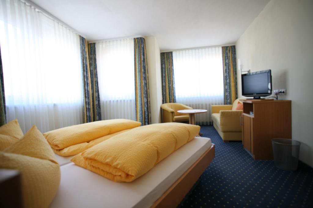 Hotel Linde Pfalz Silz  Room photo